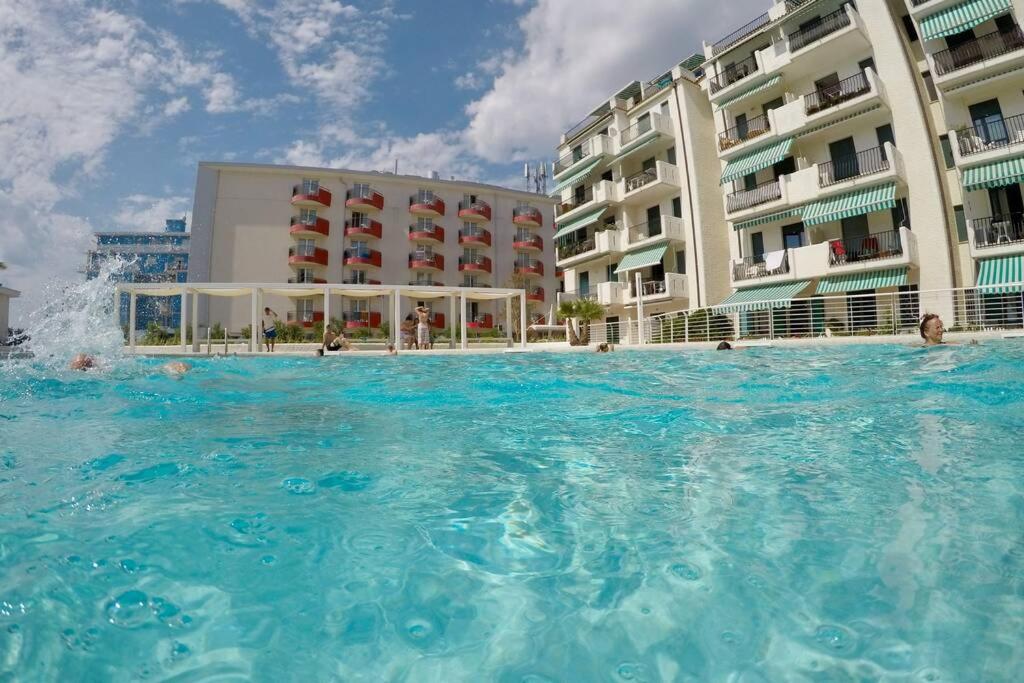 Zdjęcie z galerii obiektu El Palmar Residence Vista-Mare e Vista-Piscina w mieście Lido di Jesolo