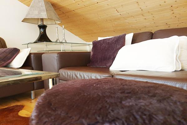 Haus Sonnenhang - Two-Bedroom Apartment With Balcony