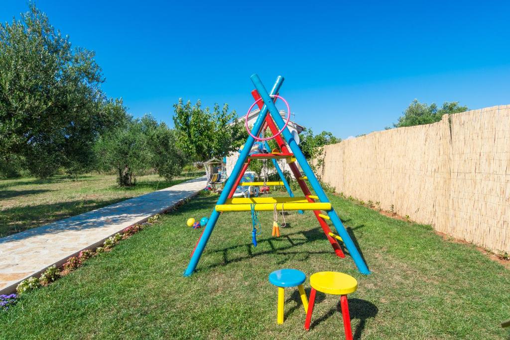 Herní místnost nebo prostor pro děti v ubytování Tiny house
