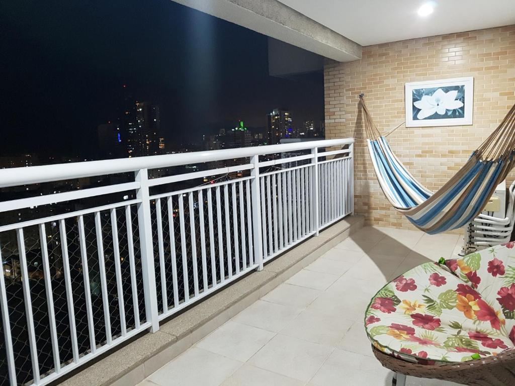  Quarto/suíte em residência famíliar