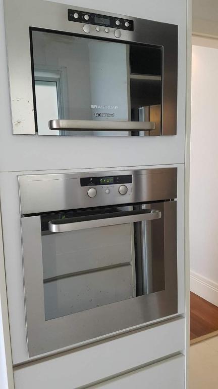  Quarto/suíte em residência famíliar