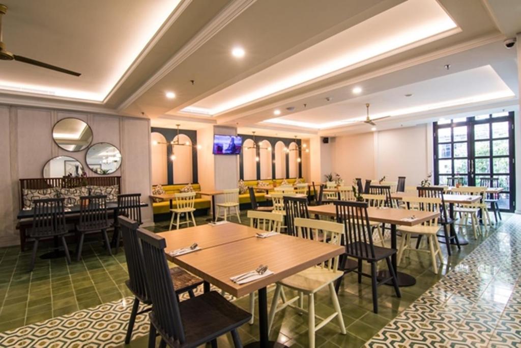 Restaurace v ubytování Jambuluwuk Thamrin Hotel