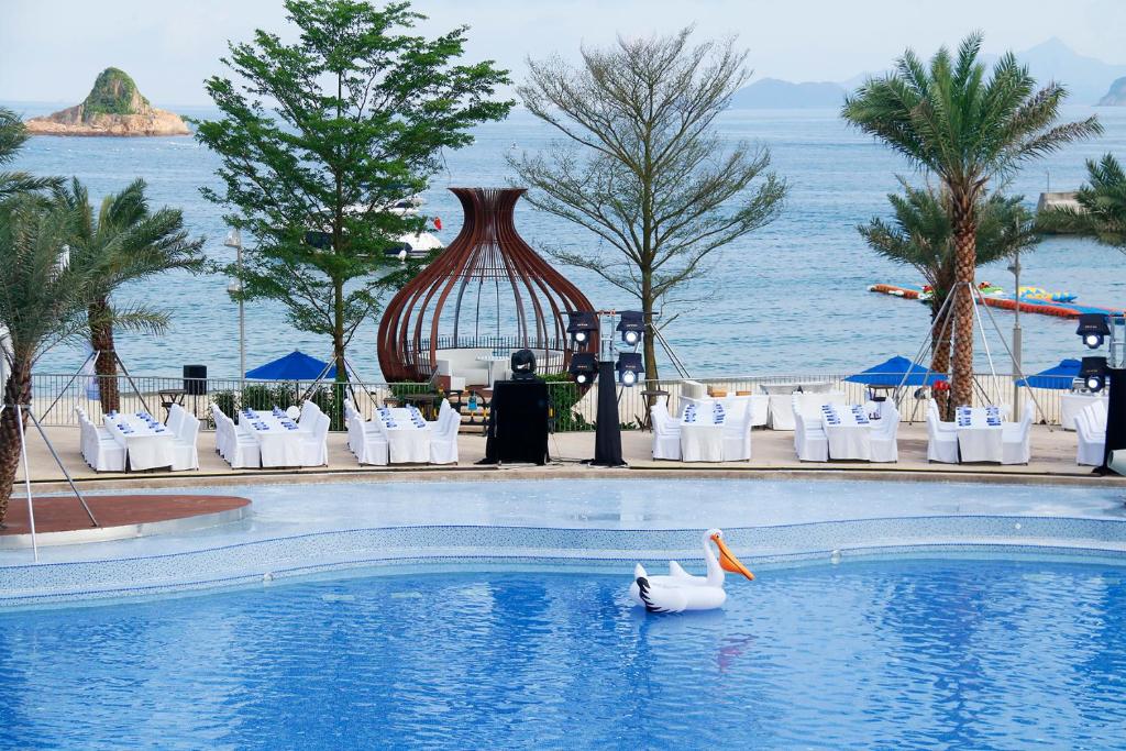Bazén v ubytování Intercontinental Shenzhen Dameisha Resort by IHG nebo v jeho okolí