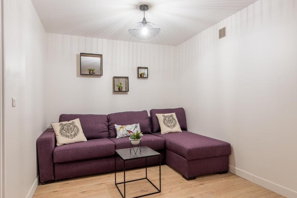 Villa Poncelet - Three-Bedroom Apartment
