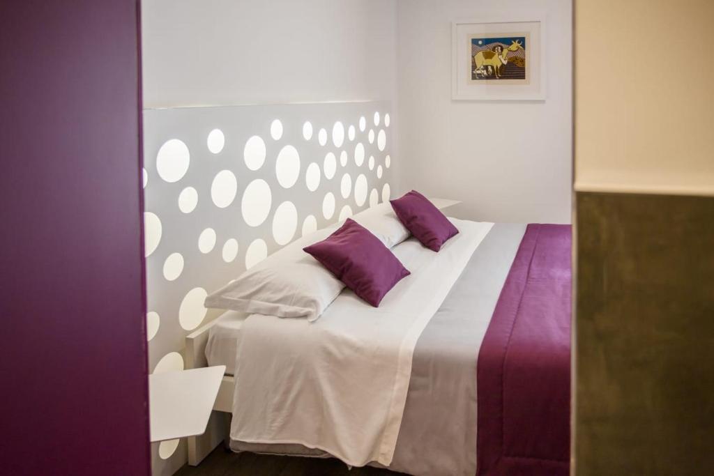 Postel nebo postele na pokoji v ubytování Dimora Mefite-Camere con Bagno Privato e Self check-in