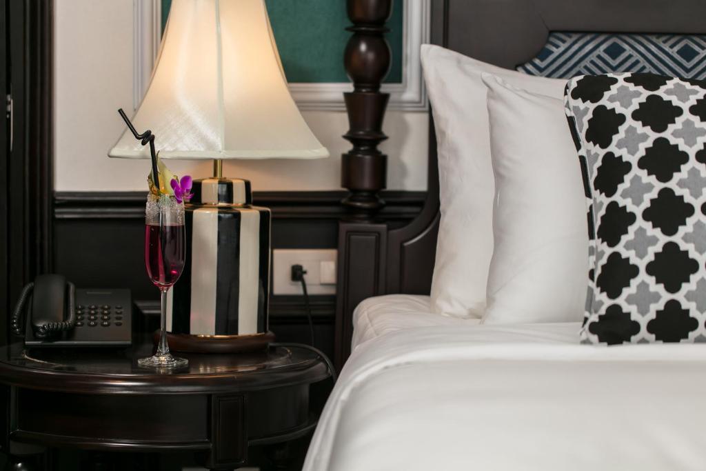 Genesis Luxury Regal Cruise by Premier Group - 8