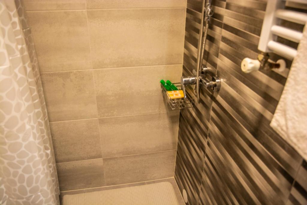 Apartment & room Eni - 8