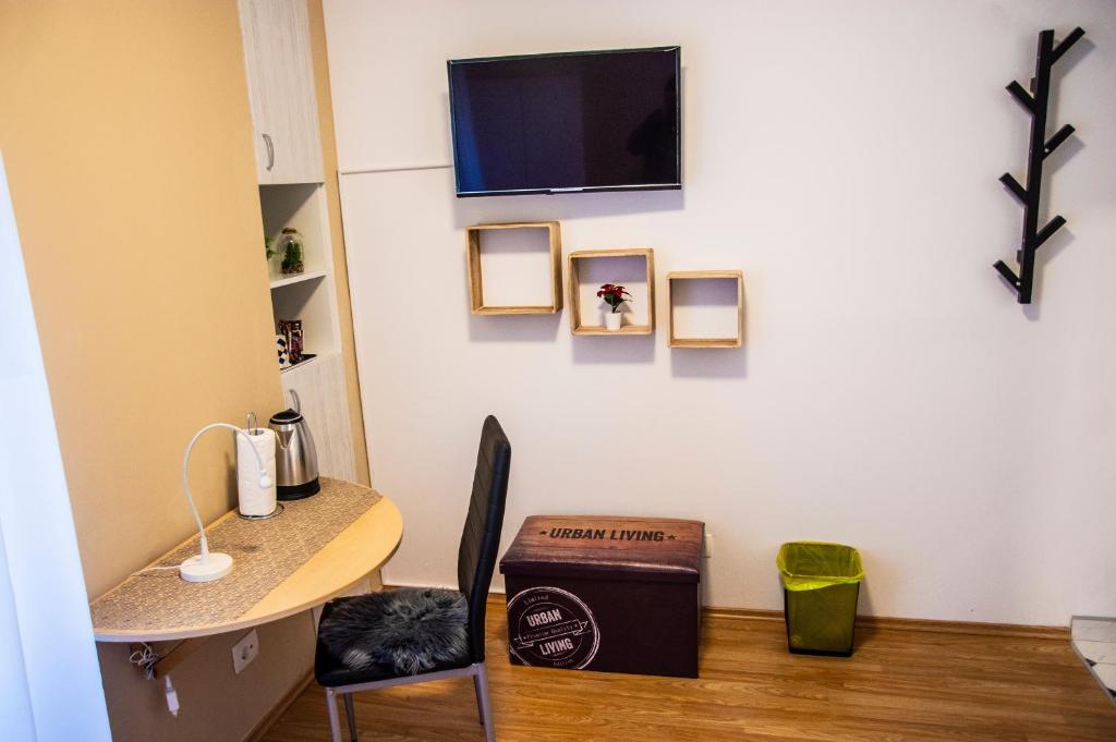 Apartment & room Eni - 12