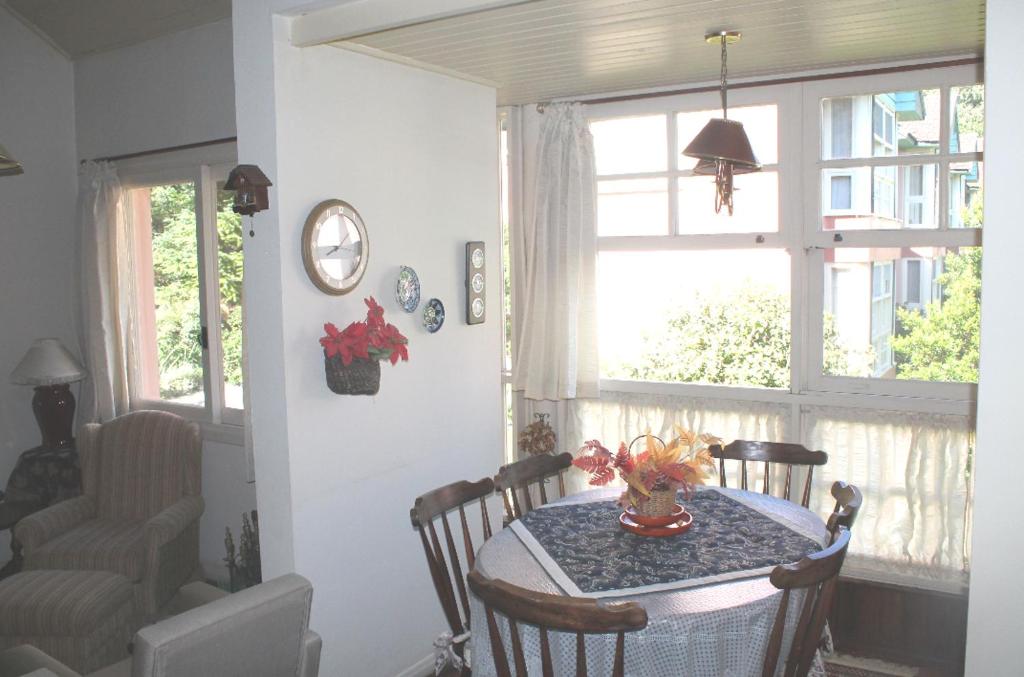 Apto 2 dormitorios junto Lago Negr0  Apto 2 dormitorios junto Lago Negr0