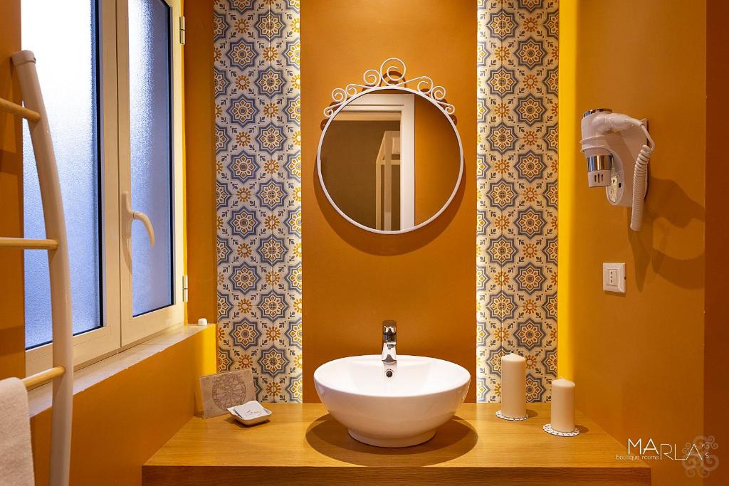 Kúpeľňa v ubytovaní Marla's boutique rooms