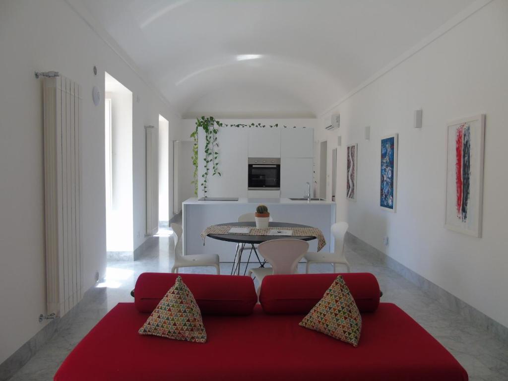 DeBellini Design Apartments - Housity