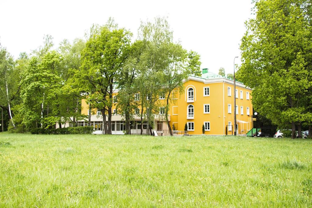 Усадьба Горки Загородный отель - отзывы и видео