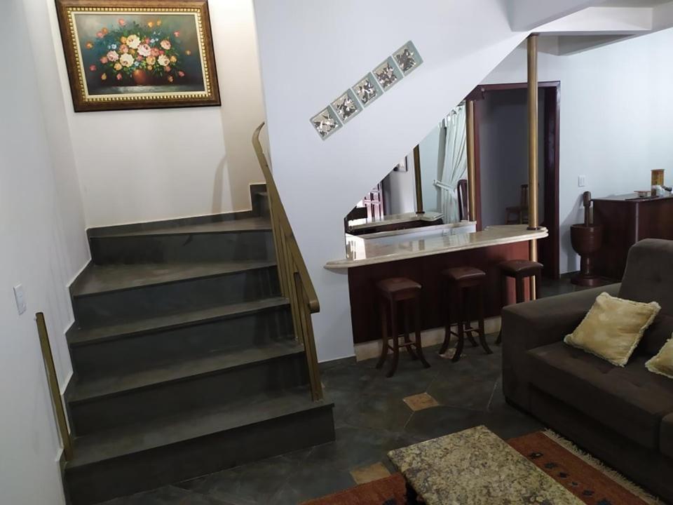  SOBRADO COM FÁCIL ACESSO A ROTA TURISTICA