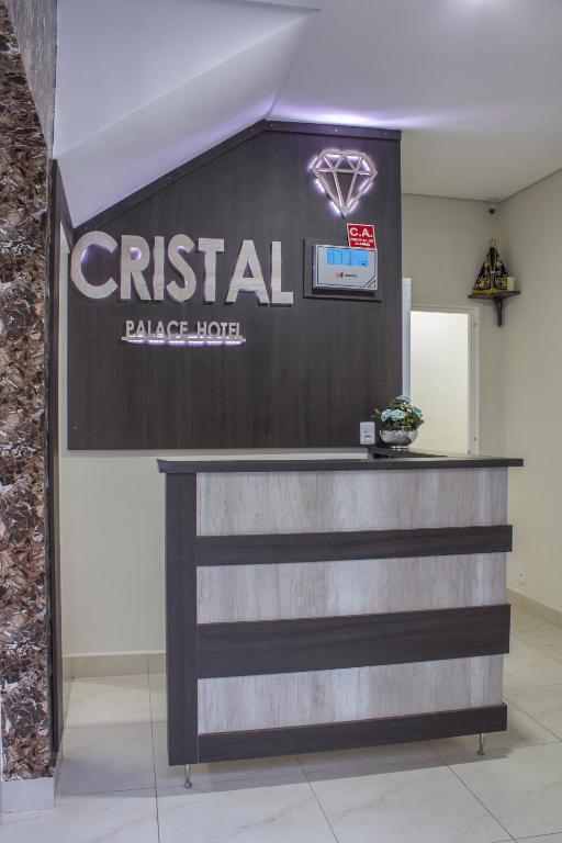  CRISTAL PALACE HOTEL