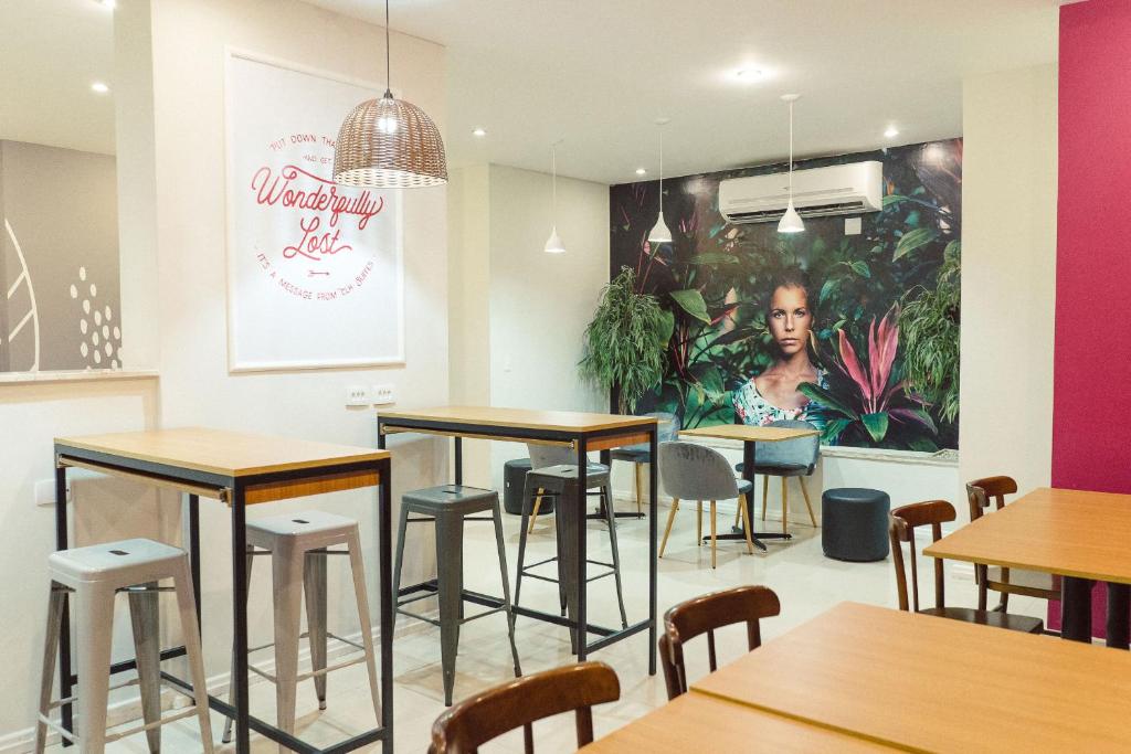  CLH Suites Domingos Ferreira