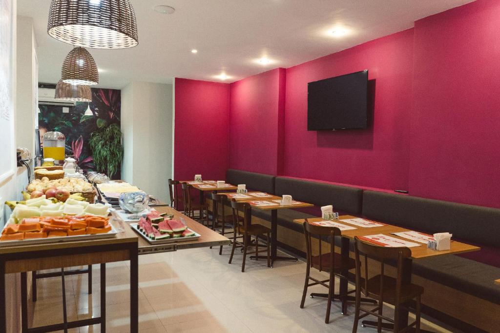  CLH Suites Domingos Ferreira
