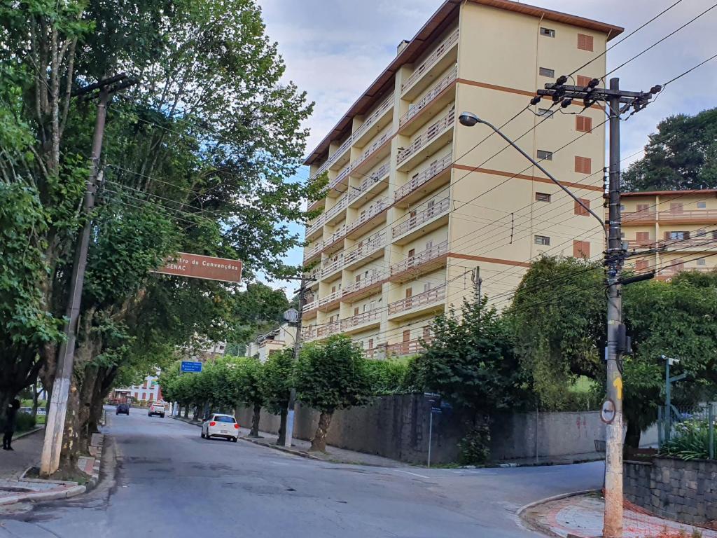  Apartamento no Capivari com Elevador