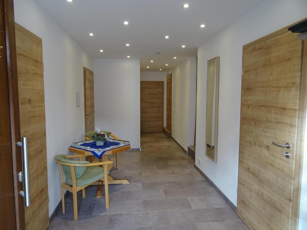 Fotografie z fotogalerie ubytování Ferienwohnung Fam. Schwind v destinaci Crottendorf