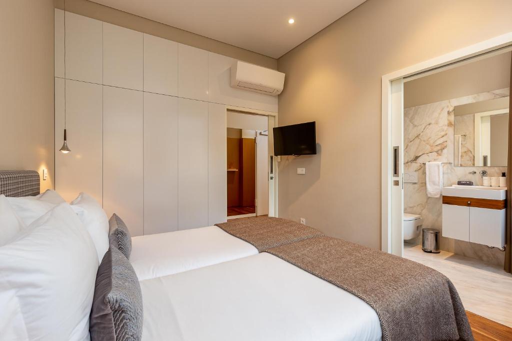RS Porto Historic Center - Two-Bedroom Apartment