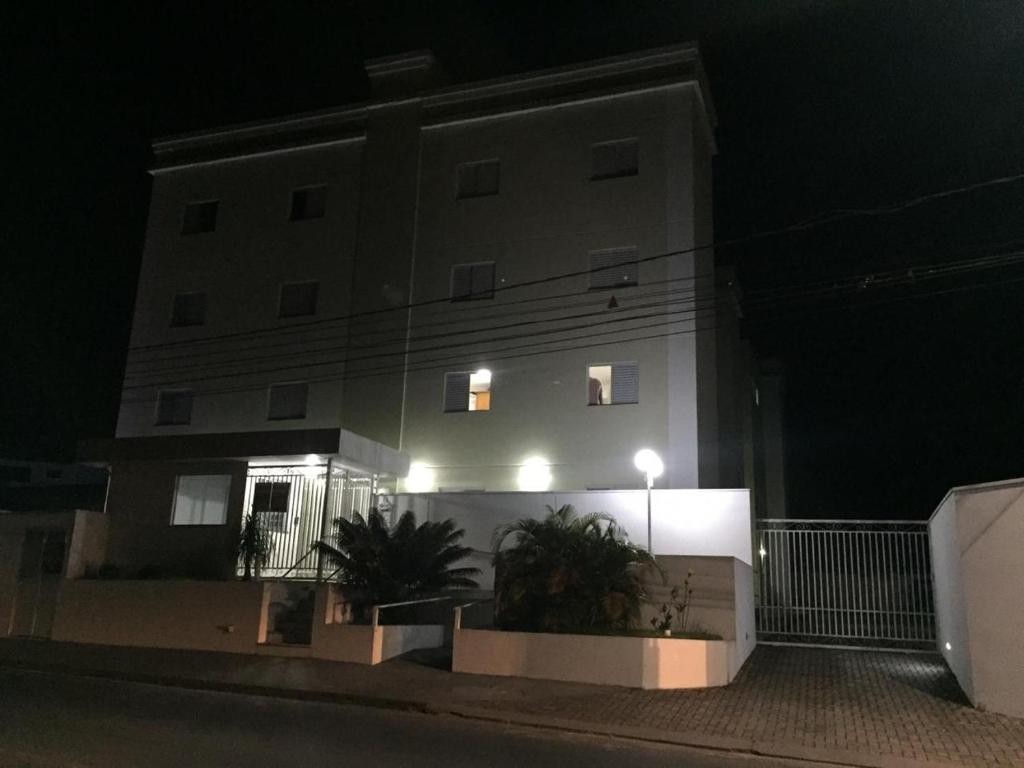  Novíssimo Apto no CENTRO de Aguas de Sao Pedro