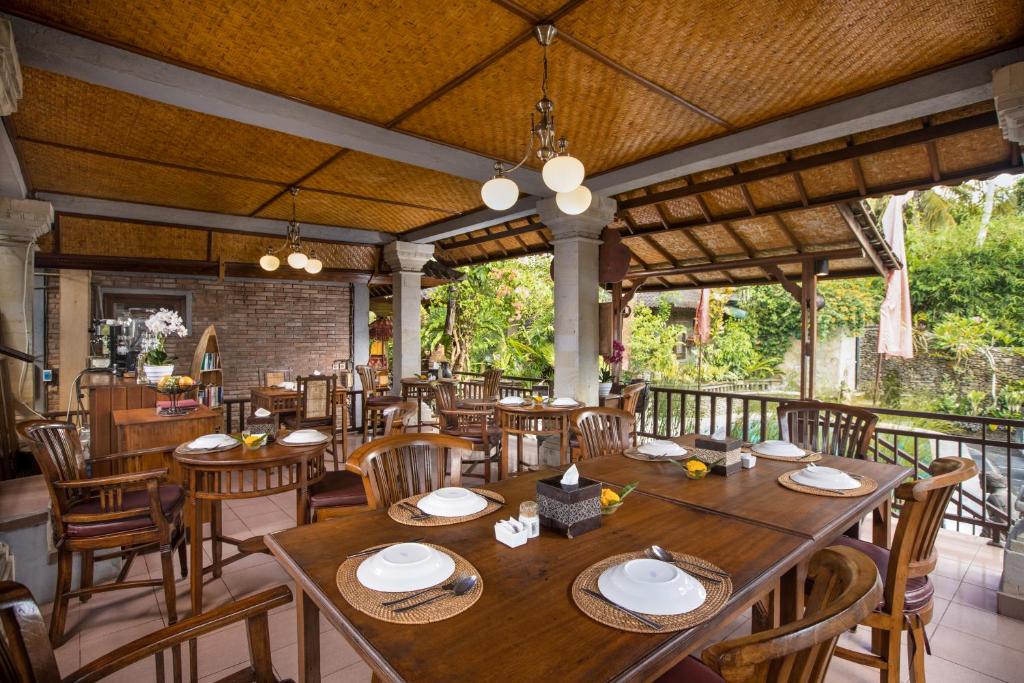 Restaurace v ubytování Ketut's Place Bed & Breakfast Ubud