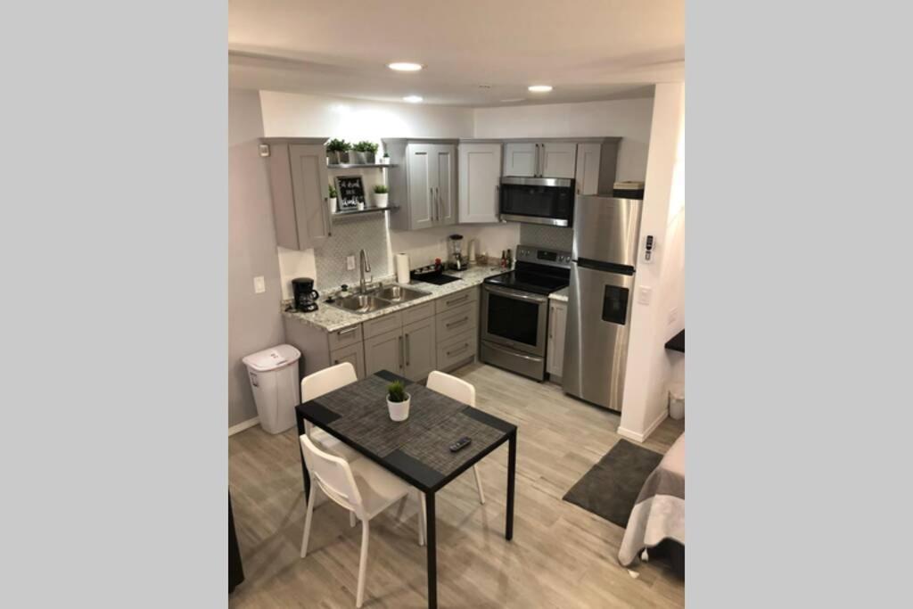 NEW 2 BEDROOM LUXURY APARTMENT -GREAT LOCATION -MODERN - Apartamento De Dos Dormitorios