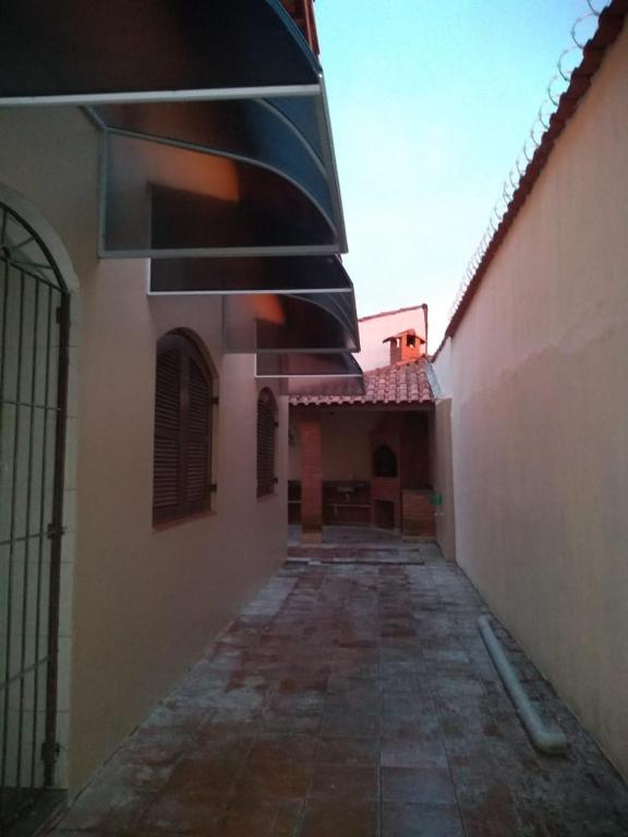  Casa para alugar em Itanhaém