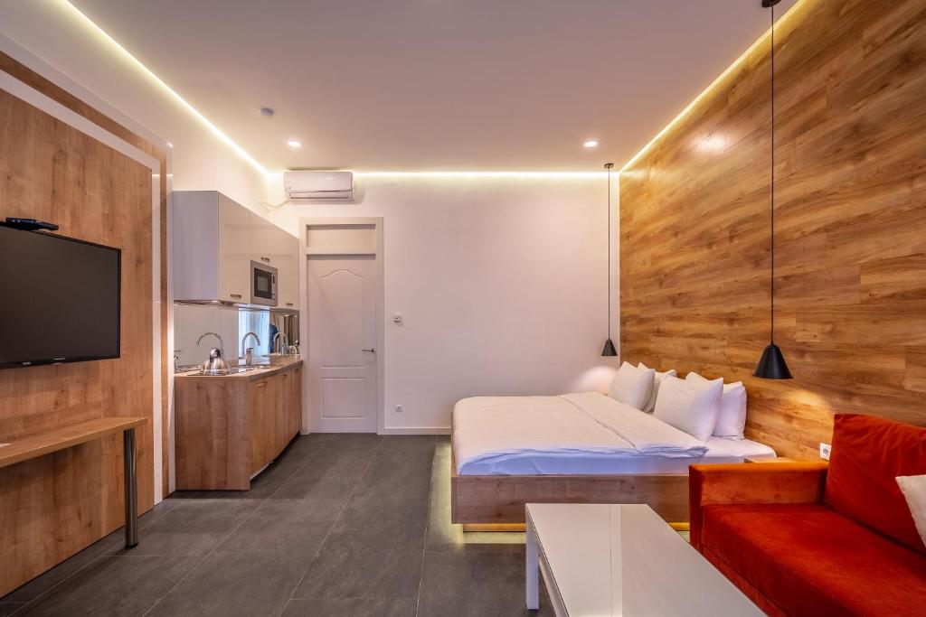 TV a/nebo společenská místnost v ubytování 5 STAR APART HOTEL