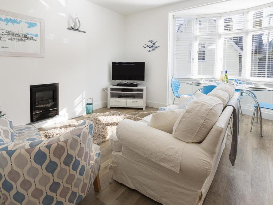 The Apartment, Road, Dartmouth (updated prices 2024)