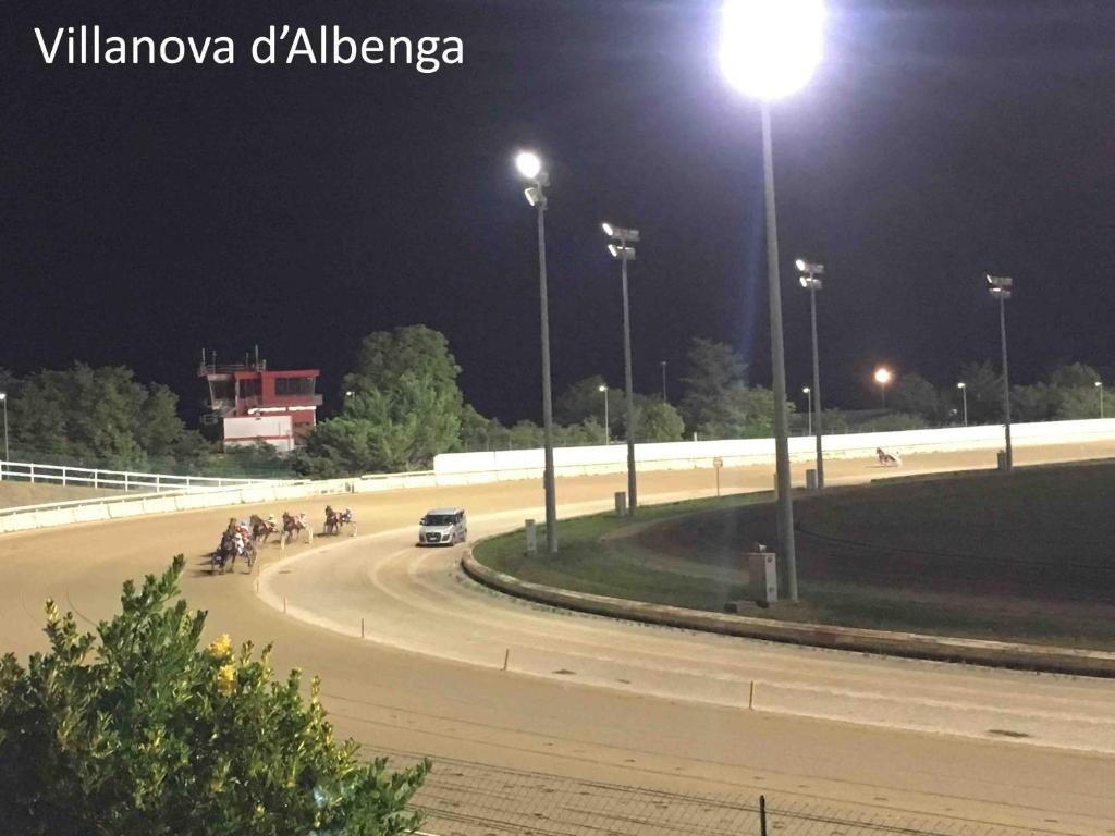 Zdjęcie z galerii obiektu Case Rossa e Blu w mieście Villanova dʼAlbenga