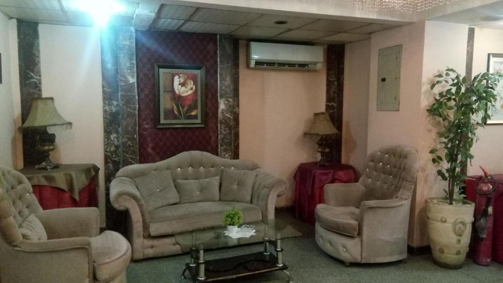 Posezení v ubytování Mayorca Hotel Cairo