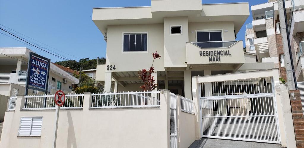 Residencial Mari