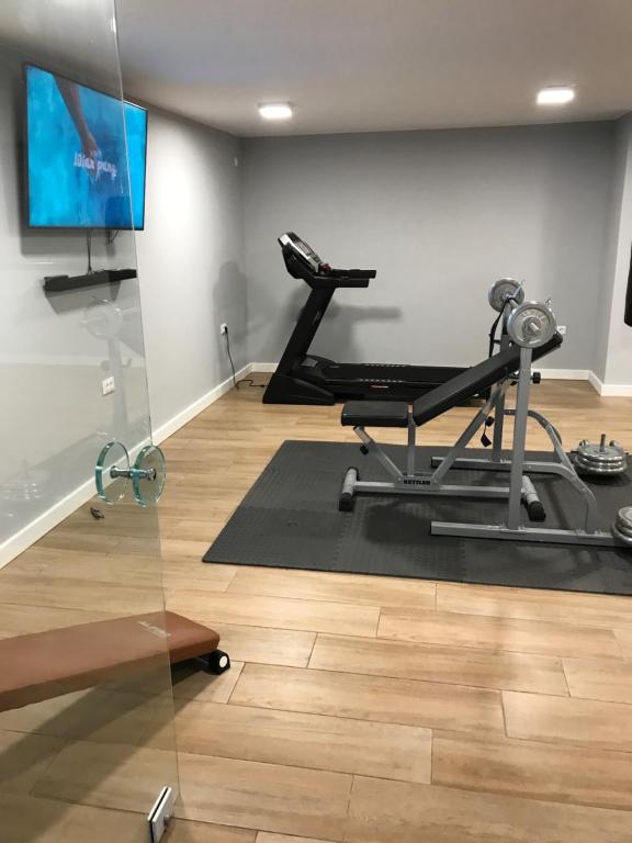 Posilňovňa alebo fitness centrum v ubytovaní Villa LouLa