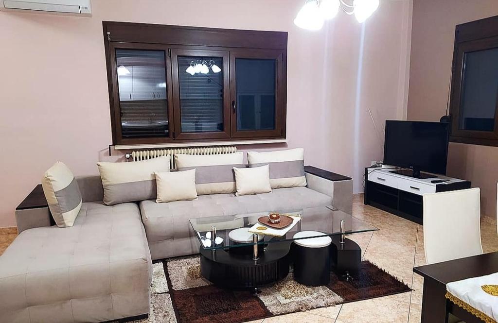 Fotografie z fotogalerie ubytování Luxurious private appartment with garden and view! v destinaci Serres
