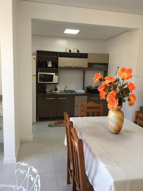  Apartamento 2 Suites com Ar