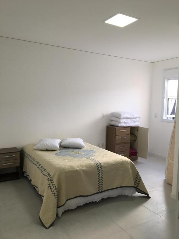  Apartamento 2 Suites com Ar