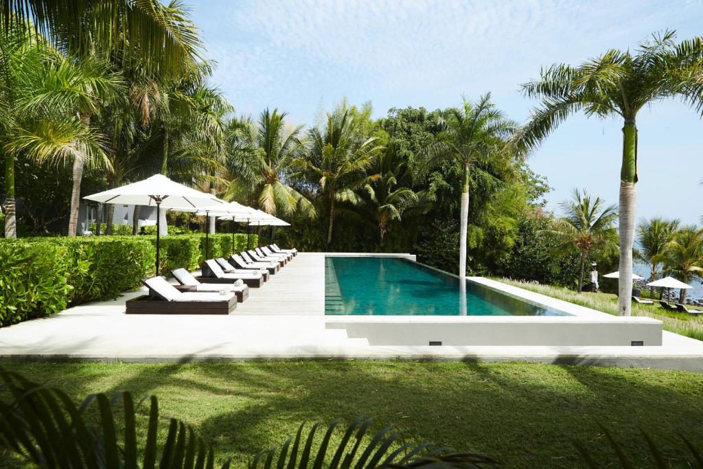 Bazén v ubytování Boutique Hotel The Lombok Lodge nebo v jeho okolí