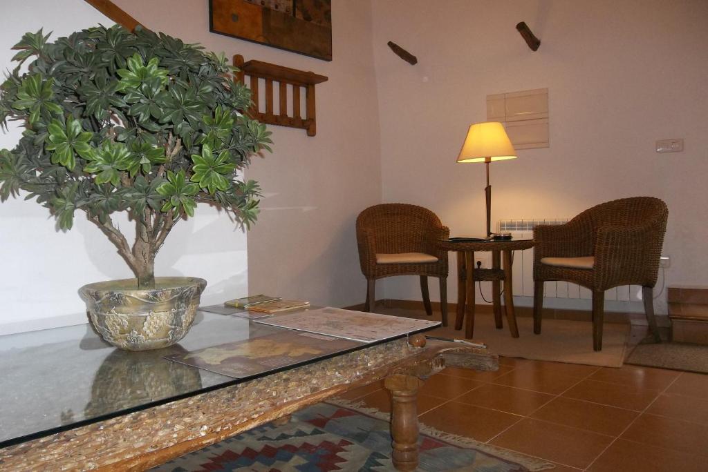 Casa Rural La Buhardilla, Las Cuevas de Cañart – Bijgewerkte ...
