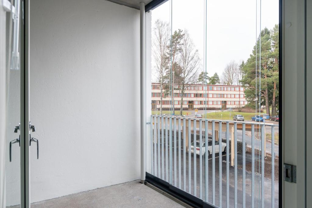 Hiisi Homes Vantaa Kaivoksela - Apartamento Con Balcón