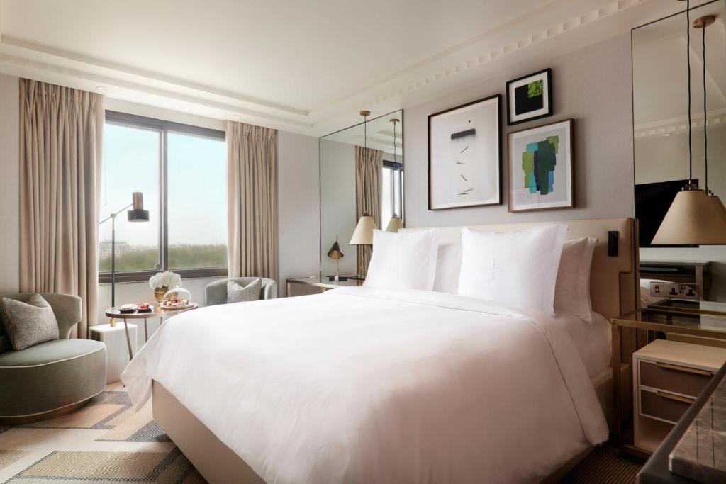 Four Seasons Hotel London at Park Lane - Premier Twin Room