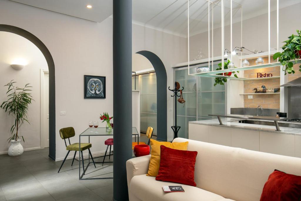 A kitchen or kitchenette at SECRET GARDEN - Amazing Loft in The Imperial Rome