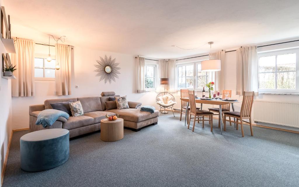 Posezení v ubytování Ferienwohnung Hainzinger