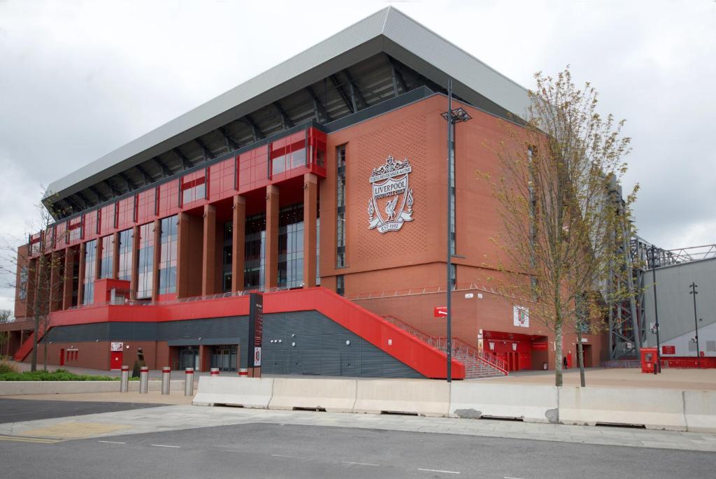 ANFIELD! Best Triangle LFC ,EFC,City Centre!