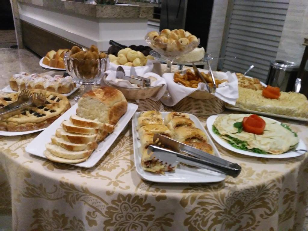  Mavil Plaza Hotel