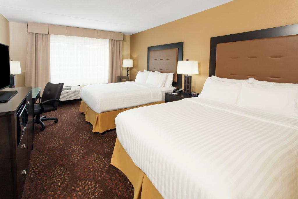 Holiday Inn Express & Suites Sandusky by IHG - Chambre Queen Standard Avec 2 Lits Queen-Size