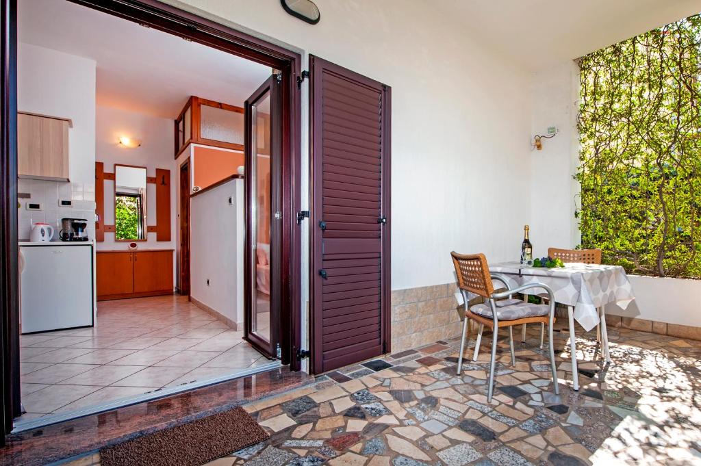 Apartments Anamarija - 3