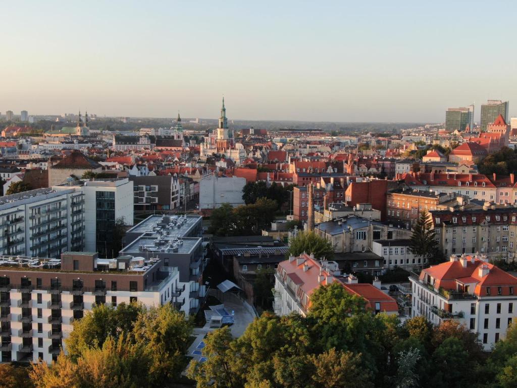 Výhľad na mesto Poznaň alebo výhľad na mesto priamo z apartmánu
