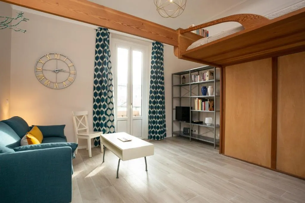 George Washington Apartment, Milano, Italia