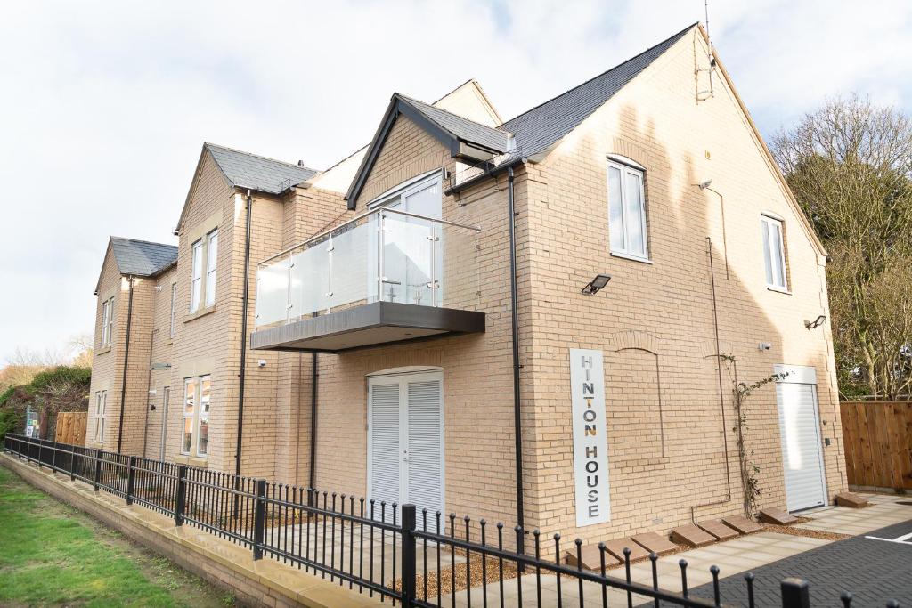 Citystay - Hinton House - Housity