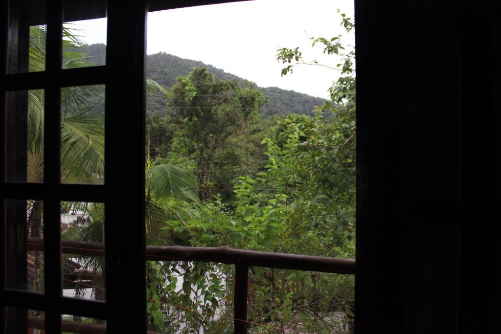  Casa na Praia da Barra Seca Ubatuba